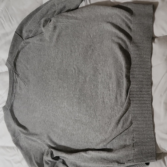 Mens Tommy Hilfiger sweater - Picture 2 of 2